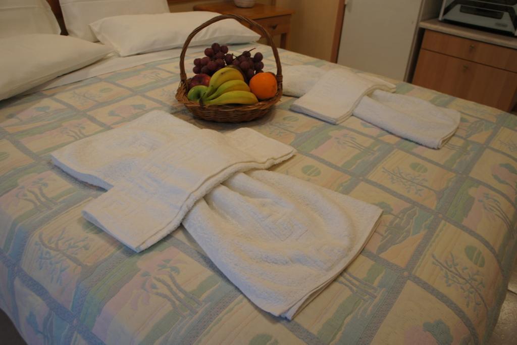 Nontas Home Kalamítsi Quarto foto